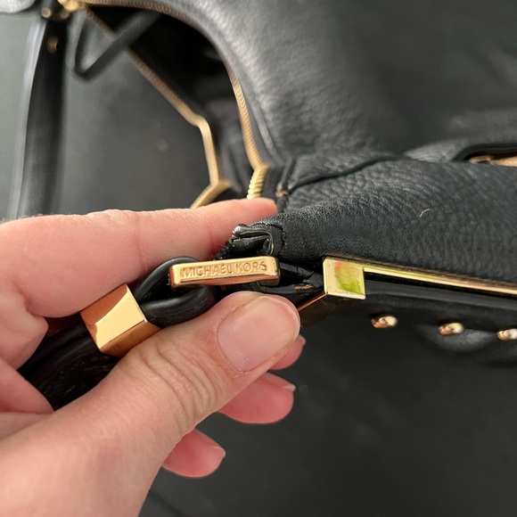 Michael Michael Kors Black Soft Pebbled Leather with Gold Hardware - Picture 8 of 12